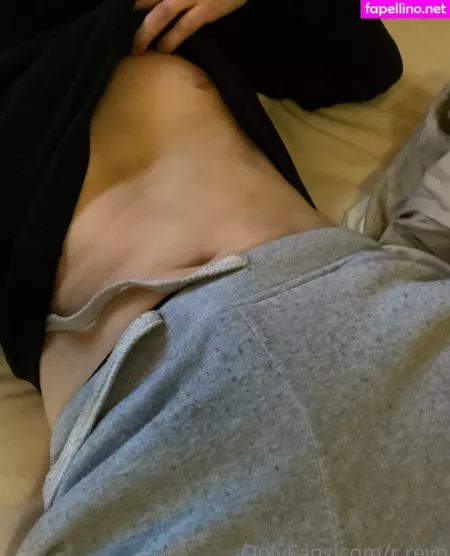 R Reyn OnlyFans Thumbnail #xc1BgVQYAG