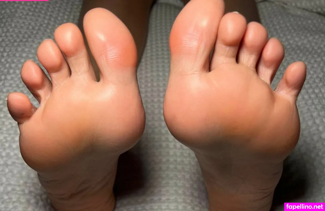 girIfromnowear, r0ckerfoo, weluvemilia, weluvrocker Nude Leaked OnlyFans Photo #KZH8QtzICn