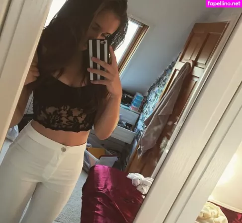 R0sielewis OnlyFans Thumbnail #QzD4KyWErf