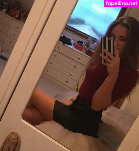 R0sielewis OnlyFans Thumbnail #mjuWu9y3IB