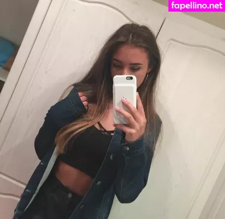 R0sielewis OnlyFans Thumbnail #pekiLxRKY1