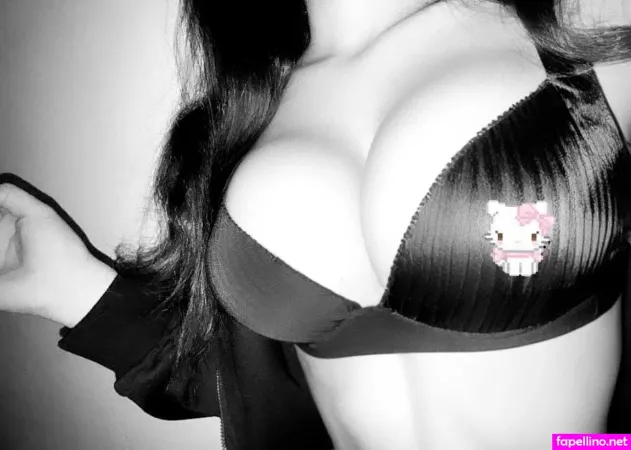 R3iilf OnlyFans Thumbnail #2OjPr4wBIu