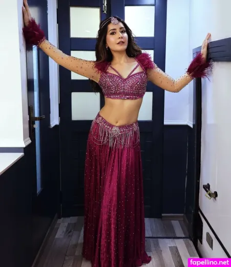 Raashi Khanna OnlyFans Thumbnail #R0gjpUTVl0