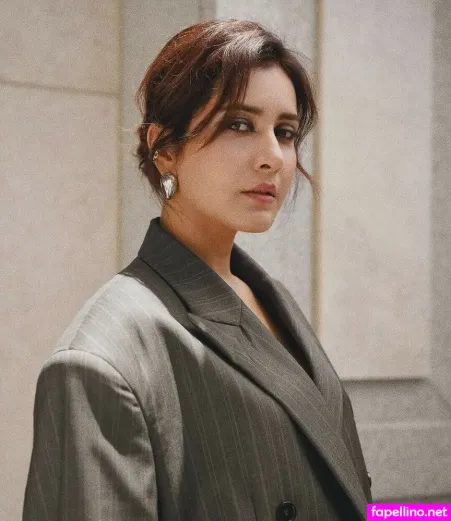 Raashi Khanna OnlyFans Thumbnail #loPeY1m76H