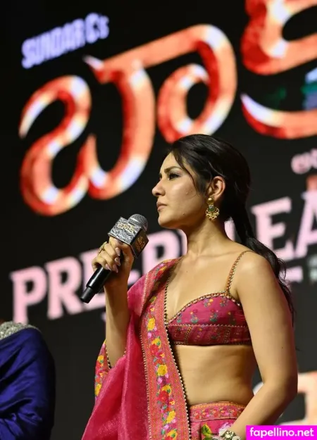 Raashi Khanna OnlyFans Thumbnail #omEwjZpV7m