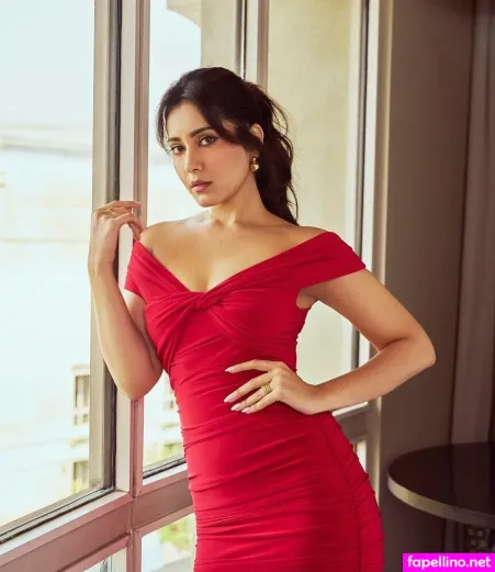 Raashii Khanna OnlyFans Thumbnail #JDJJ8K1B2N