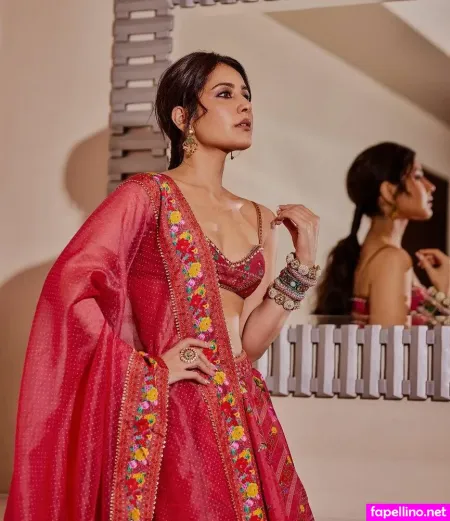 Raashii Khanna OnlyFans Thumbnail #YP0BxhLxB9