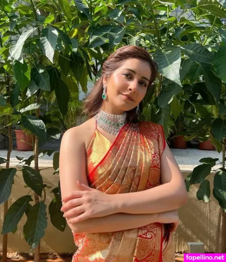 Raashii Khanna OnlyFans Thumbnail #zmaN37UGV6