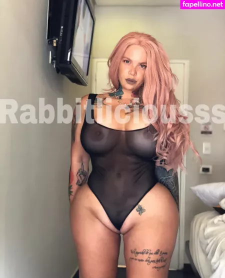 Rabbitliciousss OnlyFans Thumbnail #2chtCSnZmp