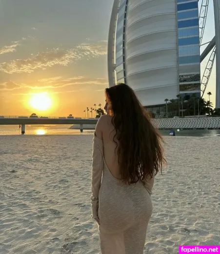 Rabia Karaarslan OnlyFans Thumbnail #YEpUkSktv8