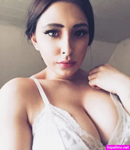 Rabiya Glhan OnlyFans Thumbnail #AoMG3NcJiZ