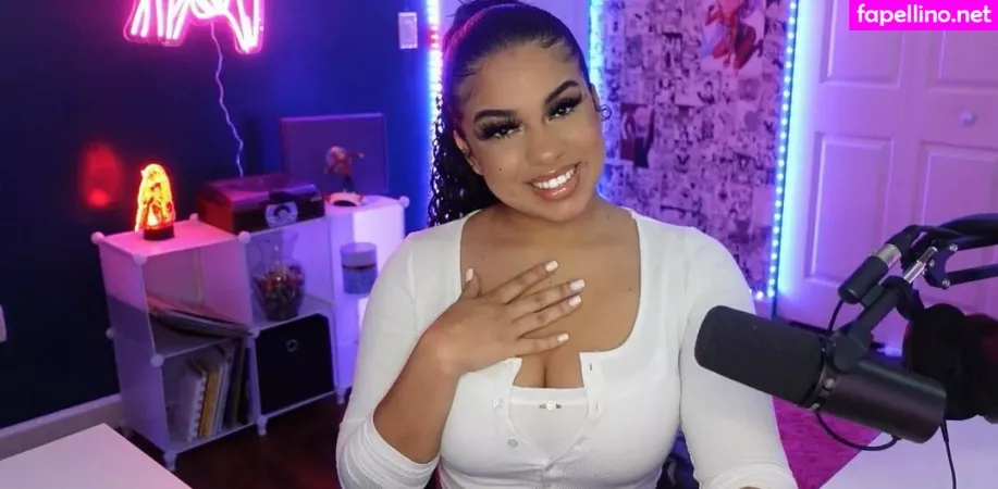 Racelyplays OnlyFans Thumbnail #6UBn24jgFq