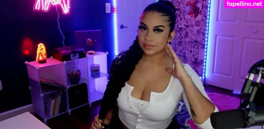 Racelyplays OnlyFans Thumbnail #XWCUouhvQL