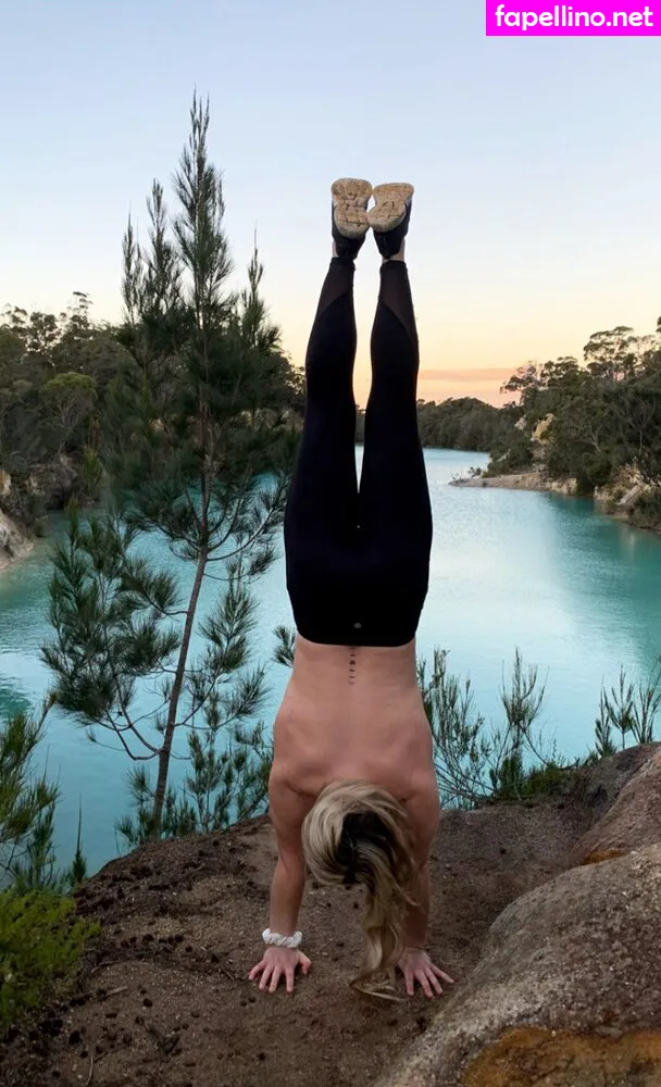 racharmstrong, racharmstrong__ Nude Leaked OnlyFans Photo #6sR2zAzKnF