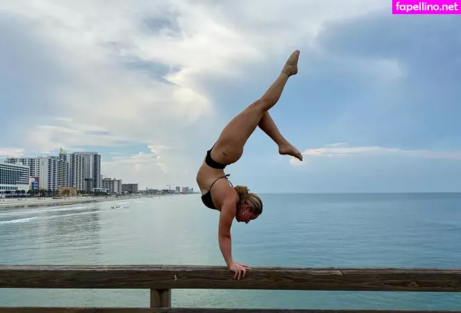 Racharmstrong Aussie OnlyFans Thumbnail #YT9mHRTjMq