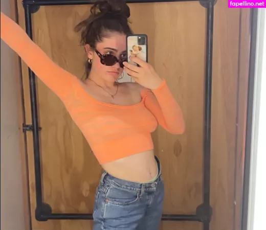 Rachel Anne Sennott OnlyFans Thumbnail #9L0EuXJ4TZ