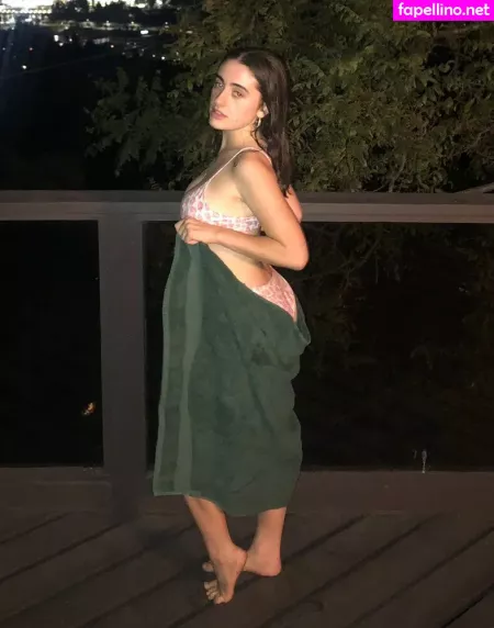 Rachel Anne Sennott OnlyFans Thumbnail #wFnEoNwkZG
