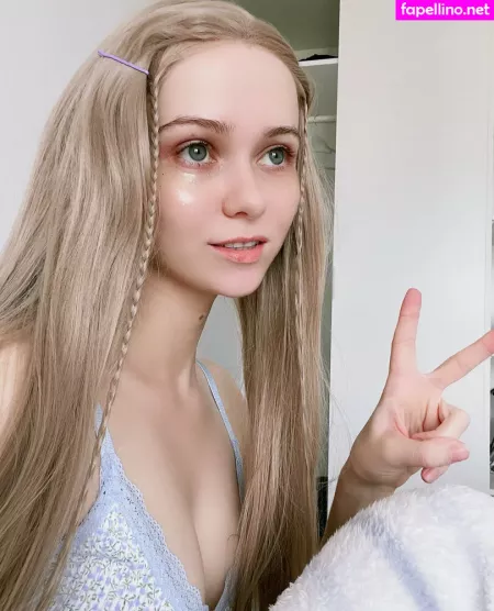 Rachel Blossom OnlyFans Thumbnail #Qi7fC1NjfO