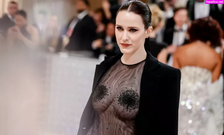 Rachel Brosnahan OnlyFans Thumbnail #YAySnAQSeI