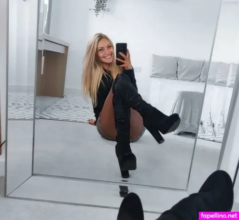 Rachel Dixon OnlyFans Thumbnail #0hxCsSvHLZ