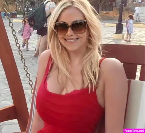 Rachel Dixon OnlyFans Thumbnail #p5mdLTRaV1