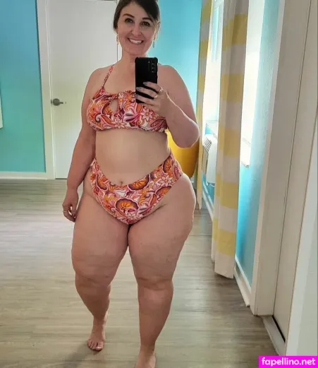 Rachel Estes OnlyFans Thumbnail #0PDAtnQ8uw