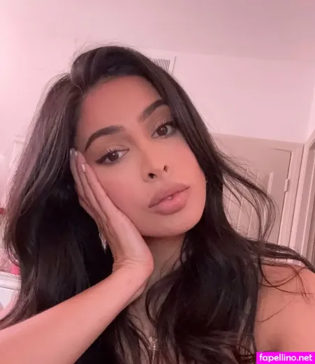 Rachel Estrada OnlyFans Thumbnail #03NH4pQrhK