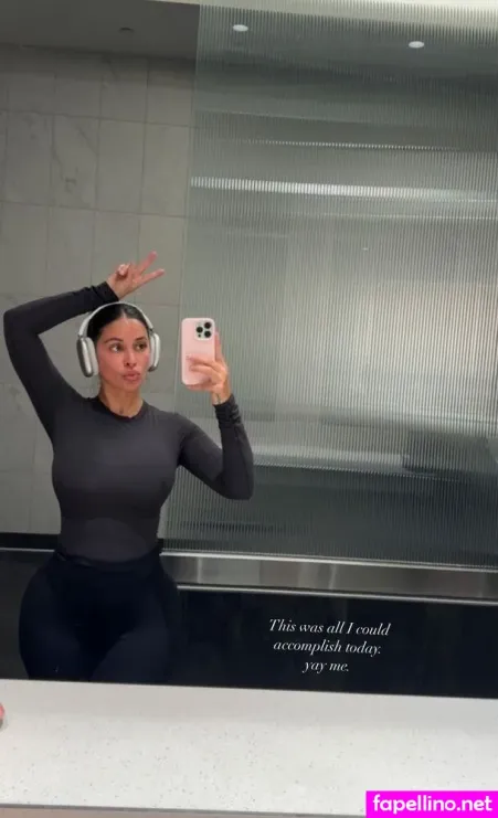 Rachel Estrada OnlyFans Thumbnail #FTDYHWrI7Y