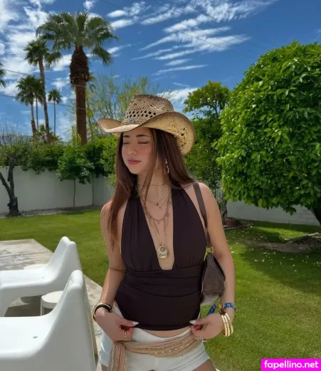 Rachel Huh OnlyFans Thumbnail #32W9xRbCzH