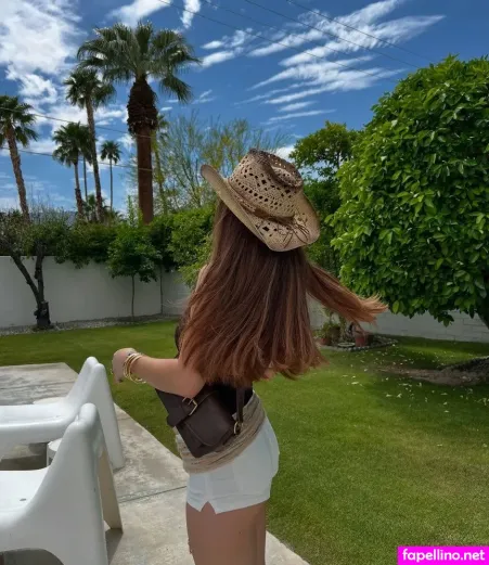 Rachel Huh OnlyFans Thumbnail #B1iyBkMlB0