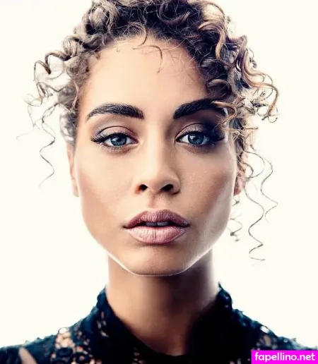 Rachel James OnlyFans Thumbnail #k2MpS0LhhM