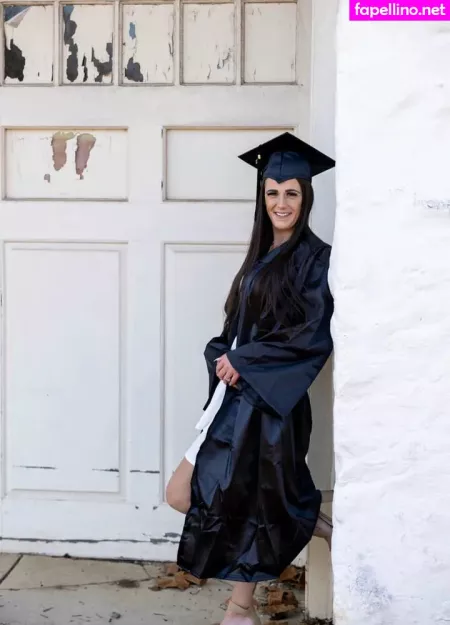 Rachel Kurtz OnlyFans Thumbnail #F8s09kwXVZ