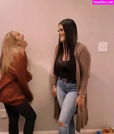 Rachel Kurtz OnlyFans Thumbnail #FaFbnIDdwu