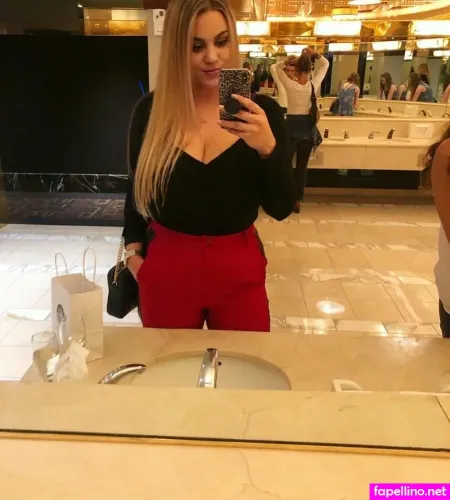 Rachel L 1 OnlyFans Thumbnail #ELeOh7g9HB