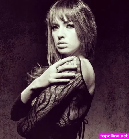 Rachel Lally OnlyFans Thumbnail #4RbejAYr4z