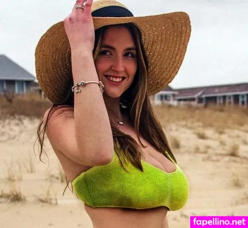 Rachel M OnlyFans Thumbnail #AuqPkWsN8D