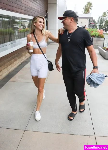 Rachel Mccord OnlyFans Thumbnail #TzQOwnANec