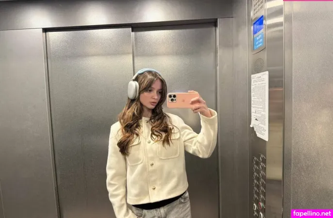 Rachel Mour Main Profile Photo