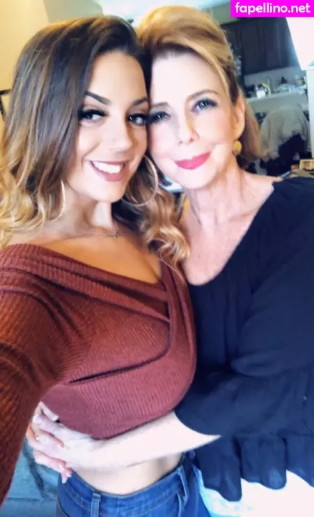 Rachel S OnlyFans Thumbnail #ZyvjI1e4h5