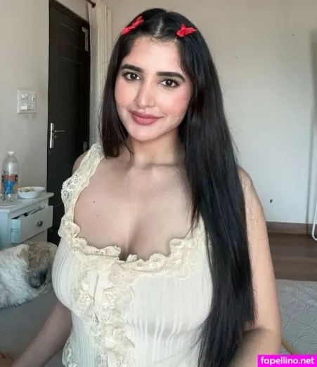 Rachel Sharma OnlyFans Thumbnail #J5YAHfUlrJ