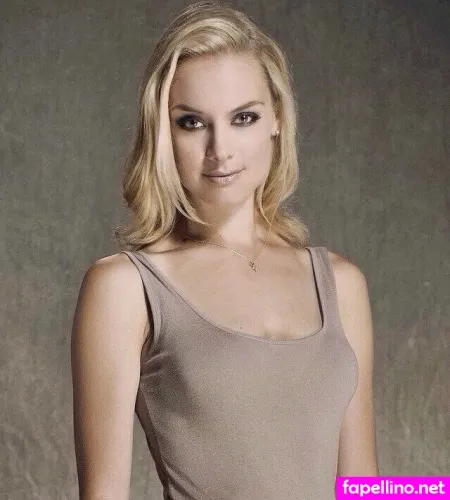Rachel Skarsten OnlyFans Thumbnail #MPmSuUgyhK