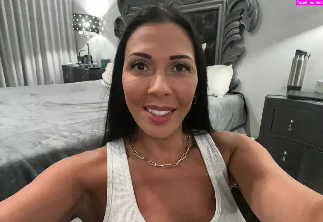 Rachel Starr 1 OnlyFans Thumbnail #YySK7LaYdw