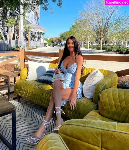 Rachel Stuhlmann OnlyFans Thumbnail #A6Uh7289fi