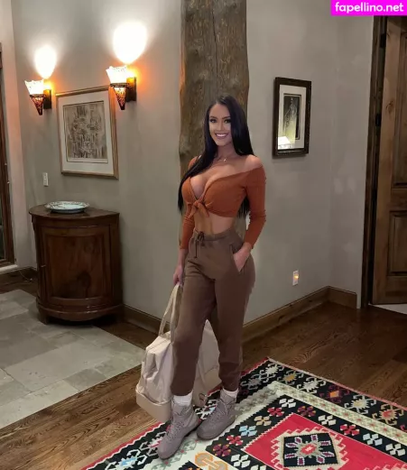 Rachel Stuhlmann OnlyFans Thumbnail #I6Y6qEpnDC