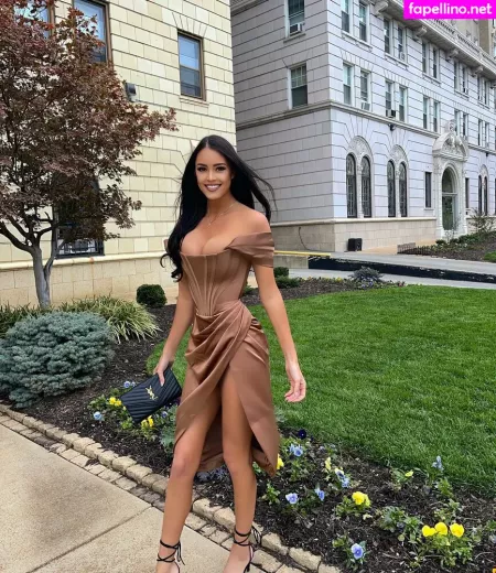 Rachel Stuhlmann OnlyFans Thumbnail #a3mt8crLgE