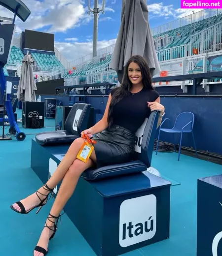 Rachel Stuhlmann OnlyFans Thumbnail #vopmuwG5Us