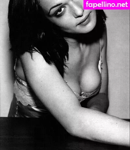Rachel Weisz OnlyFans Thumbnail #06iq82CpW7
