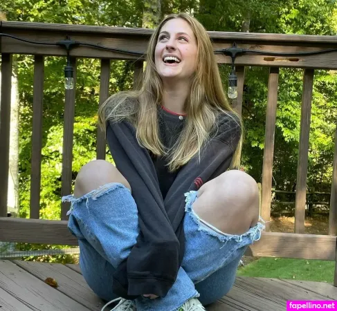 Rachel Wohlford OnlyFans Thumbnail #FbMCwuElo3