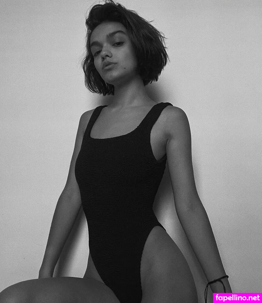 rachelzegler Nude Leaked OnlyFans Photo #9f0TNATax4