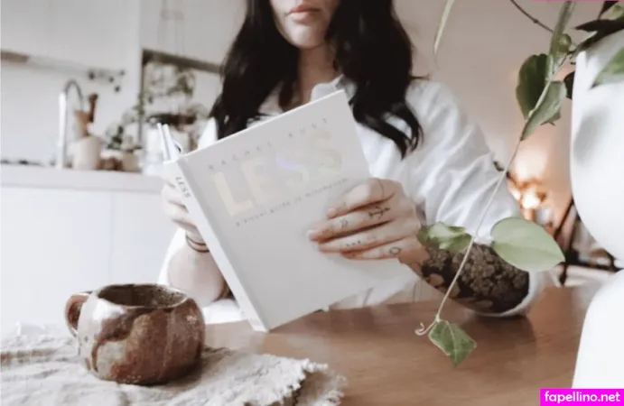 Rachelaust OnlyFans Thumbnail #QTTKSKpOoG